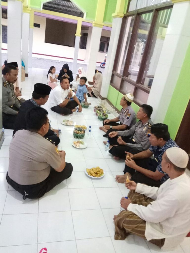 Pengajian Dan Santunan Yatim Piatu Menyambut Idul Adha 1438 H