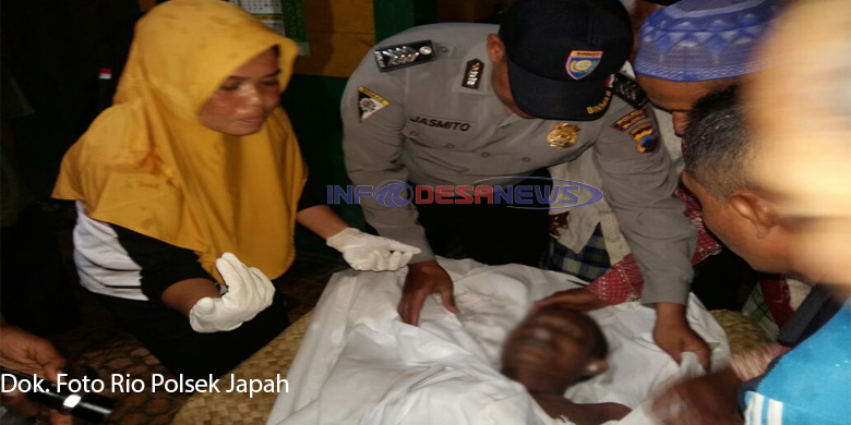 Tim Medis Identivikasi Jenazah Suwignyo Yang Tersambar Petir