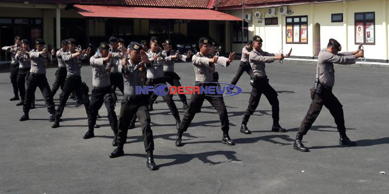 Hadapi Kejahatan Dan Pengamanan Jelang Pilkada Sat Sabhara Polres Blora Berlatih Beladiri Borgol