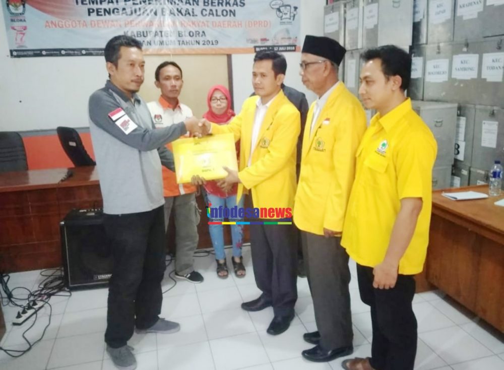 Golkar Jadi Partai Pertama Daftarkan Caleg ke KPU Blora