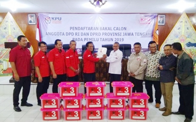 Pendaftaran Baleg Di KPU Jateng Disuguhi Kesenian Dan Arak – Arakan