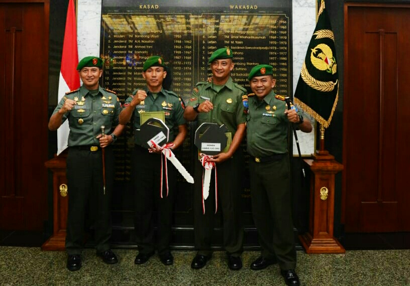 Penghargaan Kasad Kepada Para Babinsa Penyelamat Bayi