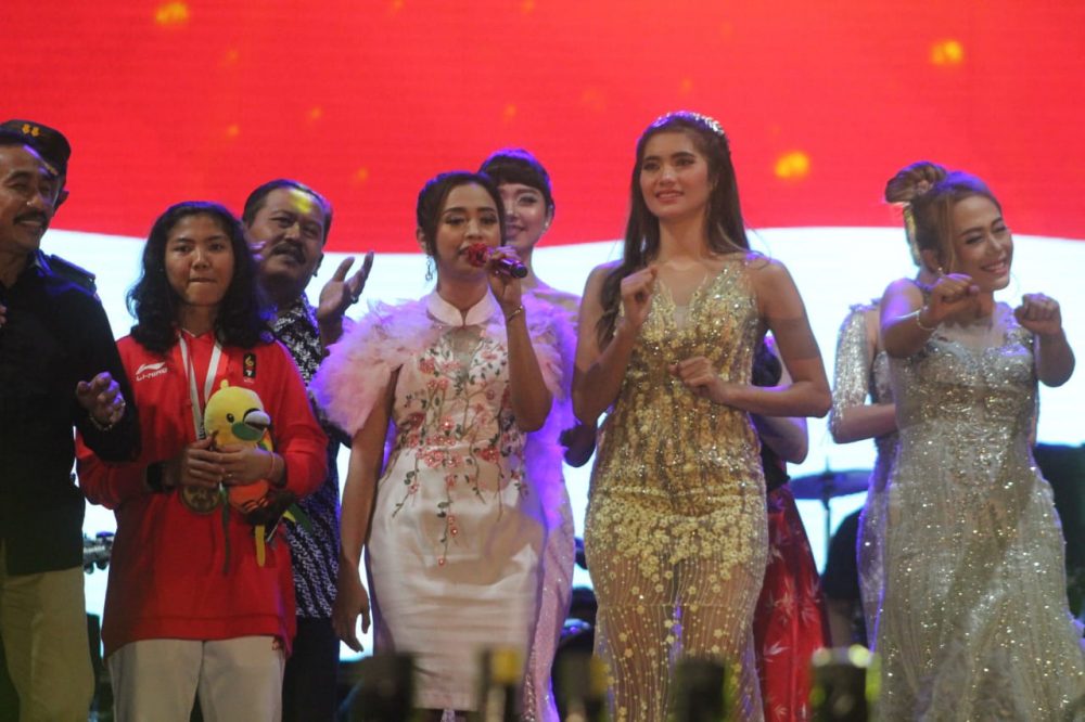 Deretan Artis Ibukota Hibur Masyarakat Pati Semalam