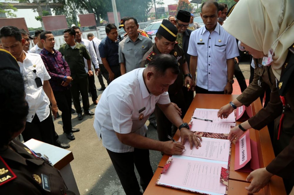 Ptl Bupati Lampung Selatan Tandatangani Hibah