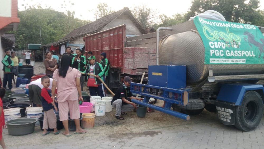 Paguyuban Grab Cepu (PGC) Peduli Kekeringan