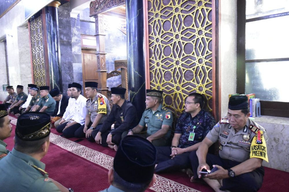 Doa Bersama Di Masjid Agung Baitul Hakim Kota Madiun untuk Palu dan Donggala, Sulawesi Tengah