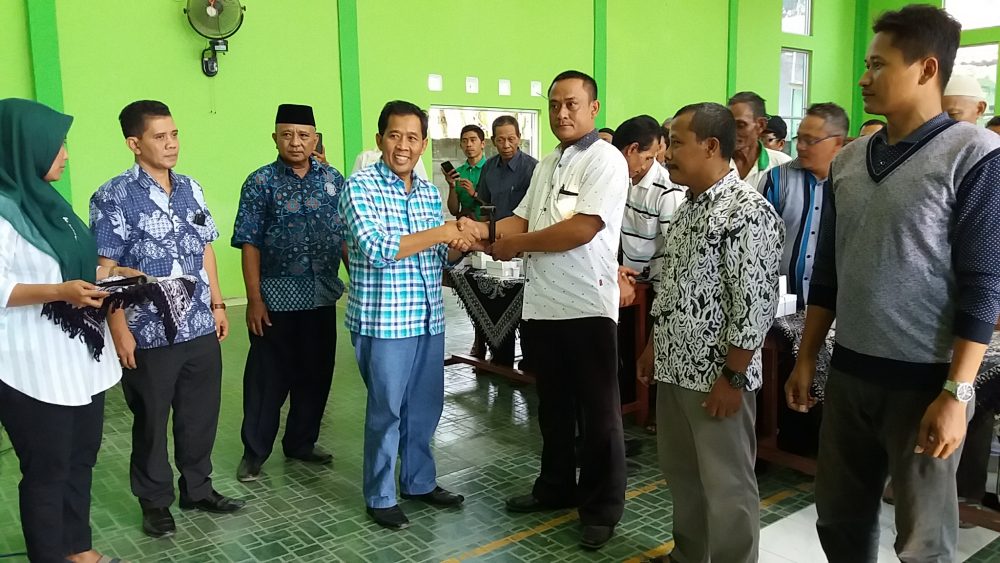 Fadholi Minta Kelompok Tani Dapat Menggunakan Mesin Pertanian Dengan Baik