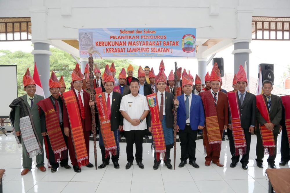 Nanang Ermanto  Lantik Kepengurusan Kerabat Lampung Selatan Yang Baru