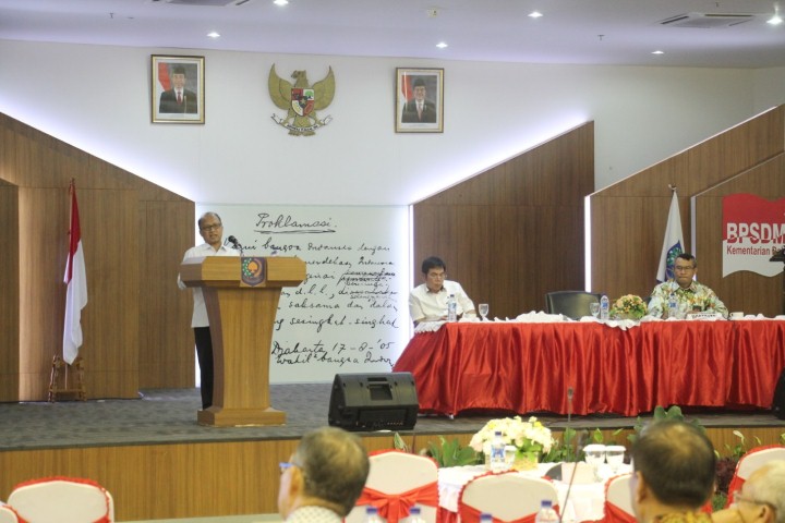 Dana Desa Bangun Spirit Masyarakat Cinta Desa