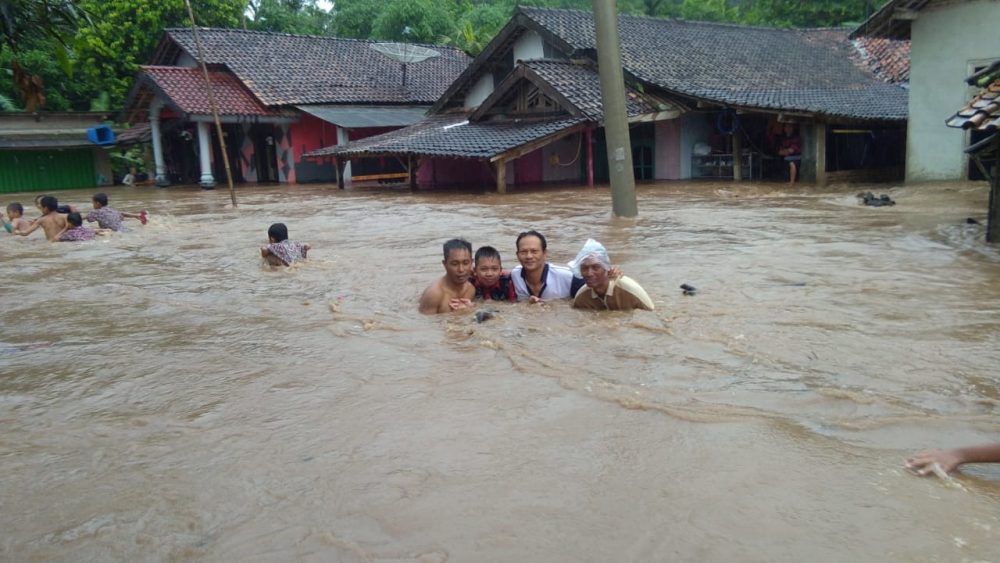 Warga Desa Sukabanjar Kecamatan Sidomulyo Nunggu Janji Pemerintah