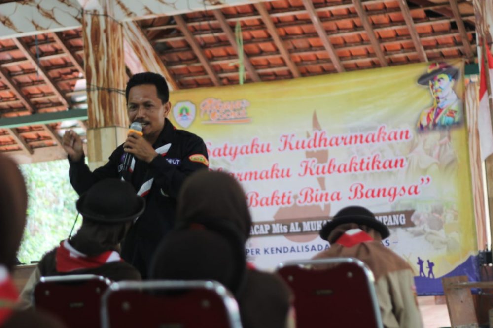 MTs Al-Mukarramah Sampang Cilacap Menggelar LDK Pramuka