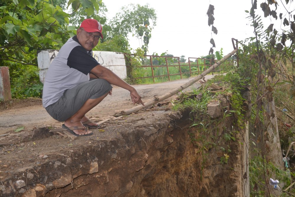 Jembatan Penghubung Antar Desa Terancam Ambruk