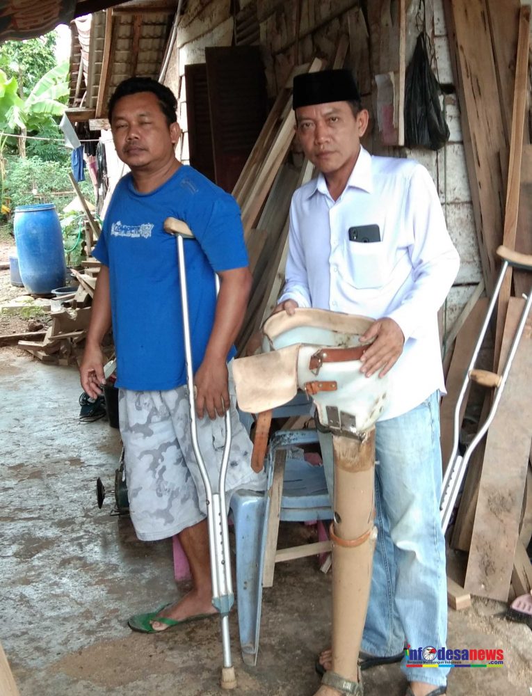 Warga Desa Sidodadi,  Penyandang Disabilitas Yang Kreaktif