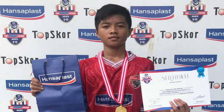 Muhamad Rifky Raih Pemain Terbaik Di Liga Top Skor