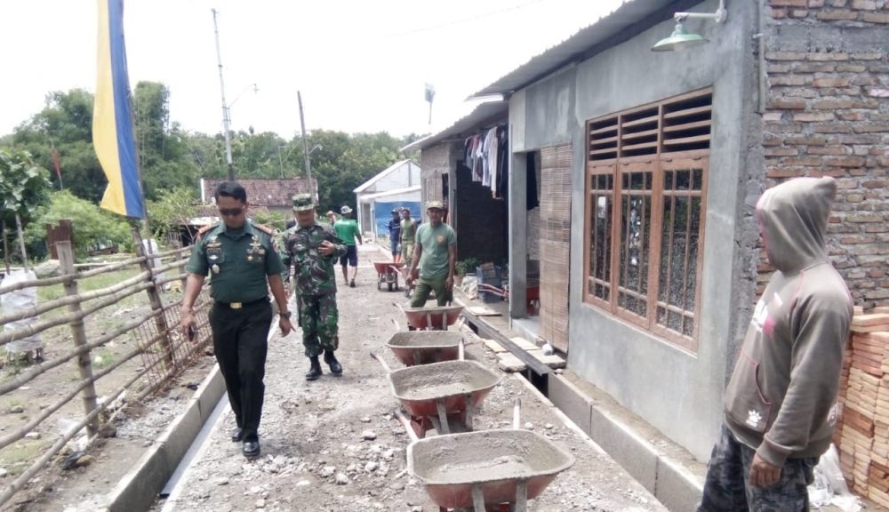 Dandim 0735/Surakarta tinjau langsung pelaksanaan TMMD Sengkuyung I TA. 2019