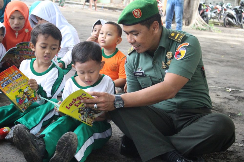 TK Muslimat NU 130 “AL-ISLAH” Kunjungi KODIM 0802/PONOROGO