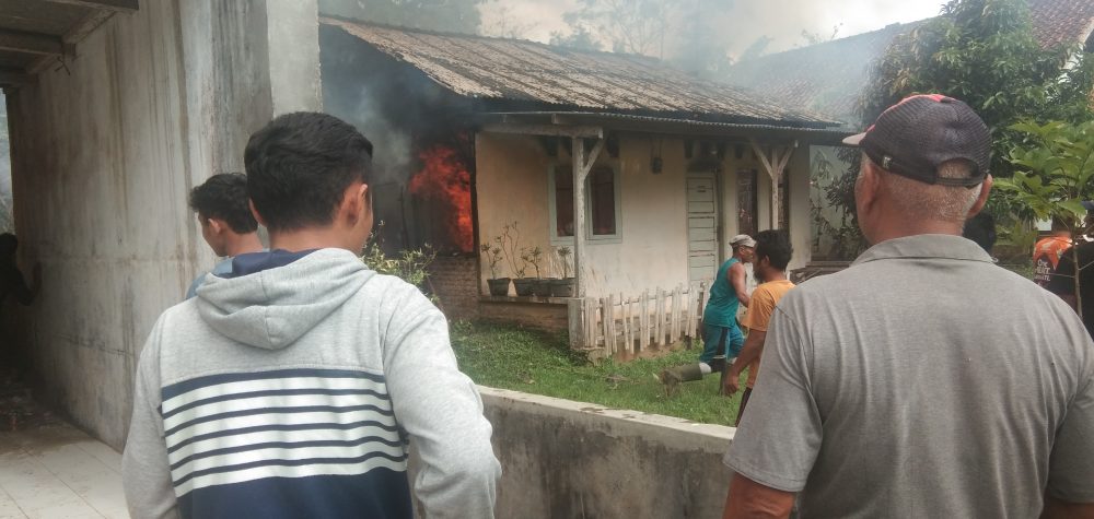 Rumah Milik Warga Sidodadi Ludes Dilalap Sijago Merah