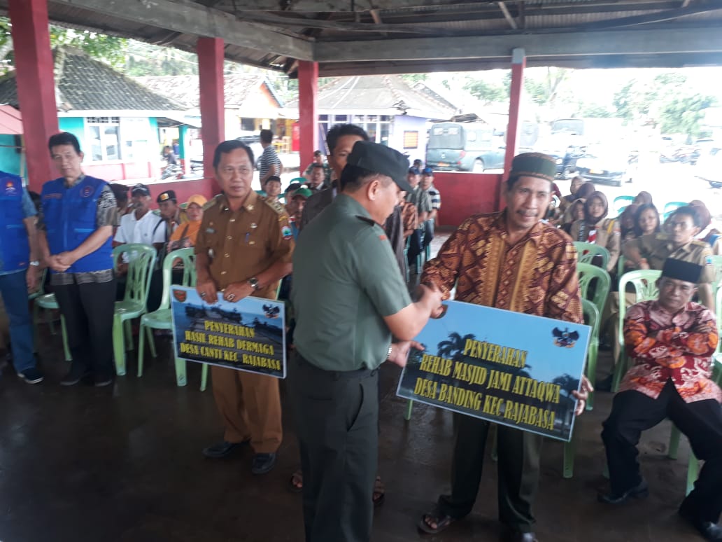 Secara Simbolis Kodim 0421/LS Serahkan Hasil Pembangunan Dermaga Canti Dan Bangunan Lainnya