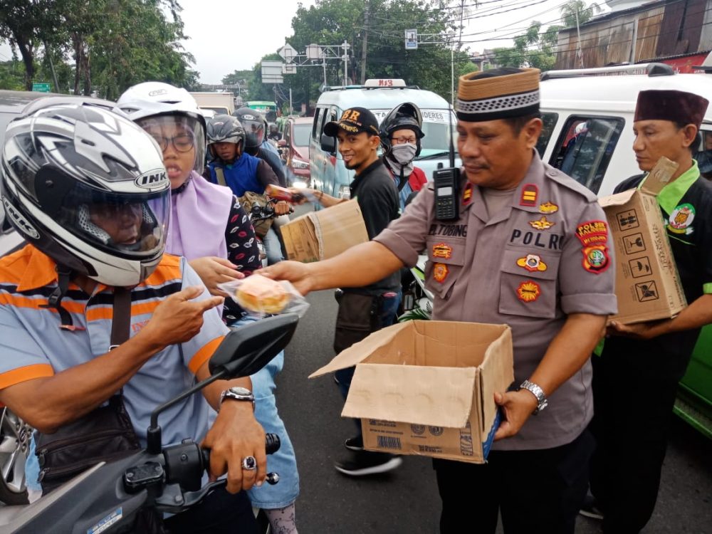 Polsek Kalideres Buka Puasa Bersama di Masji An Nadloh