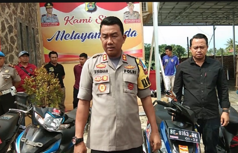Amankan Arus Mudik Kapolres Lamsel Perintahkan Tindakan Tegas Dan Terukur