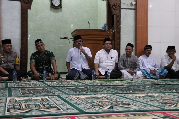 TARLING DI PANOLAN, BUPATI JANJIKAN PELEBARAN JEMBATAN