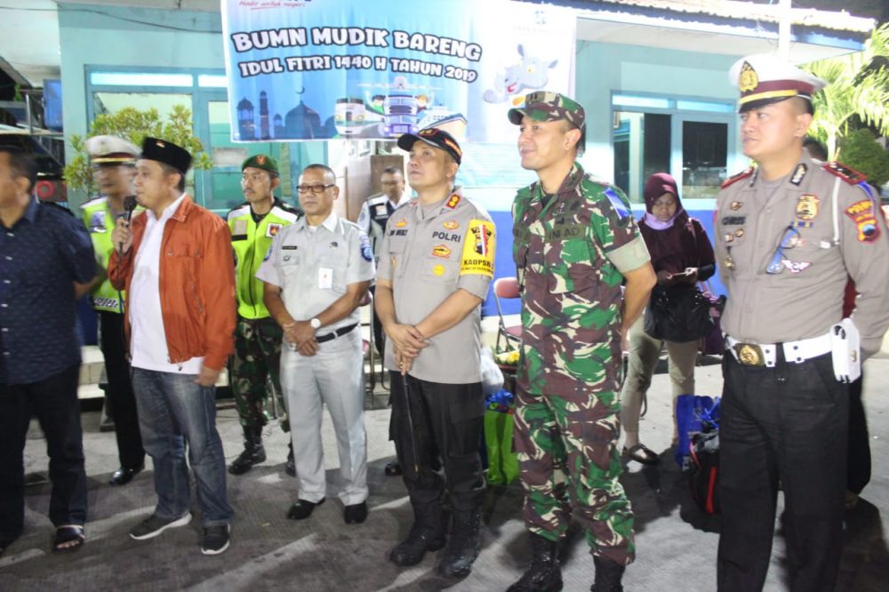 Forkopimda Pati Sambut Peserta Mudik Gratis Bersama Jasa Raharja dan BUMN