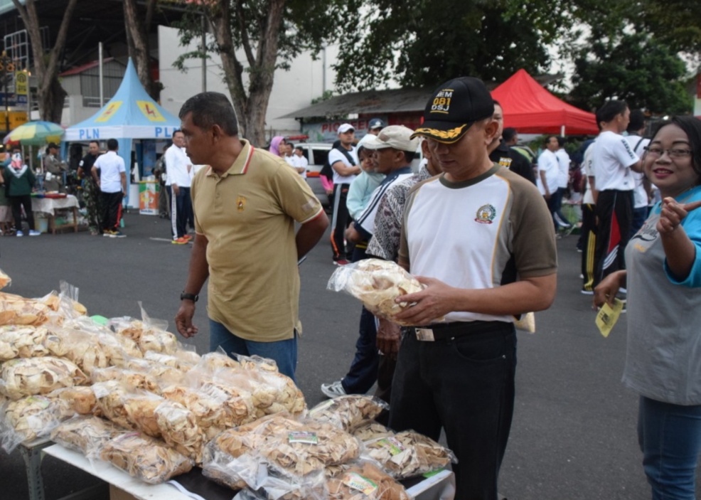 Manfaatkan Car Free Day, Danrem 081/DSJ Sapa Masyarakat Kota Madiun