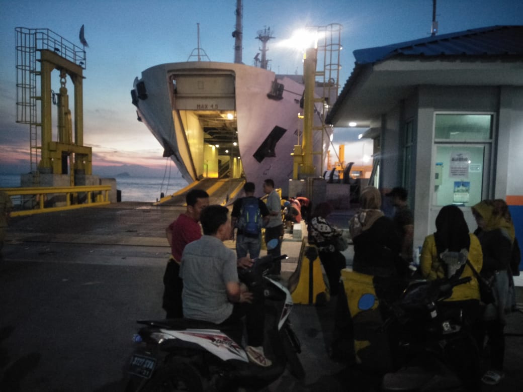 Mobil Milik Warga Tanggerang Kecebur Kelaut