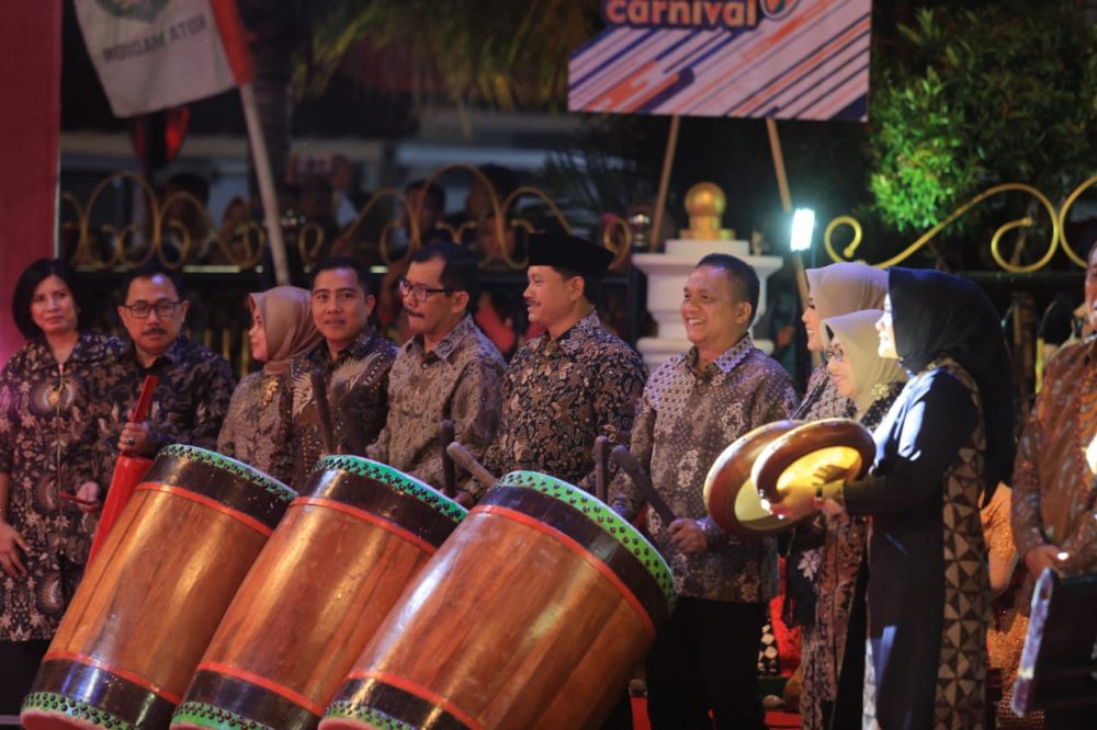 Dandim 0803/Madiun Ikut Meriahkan Acara Madiun Night Carnival Dalam Rangka HUT Kota Madiun
