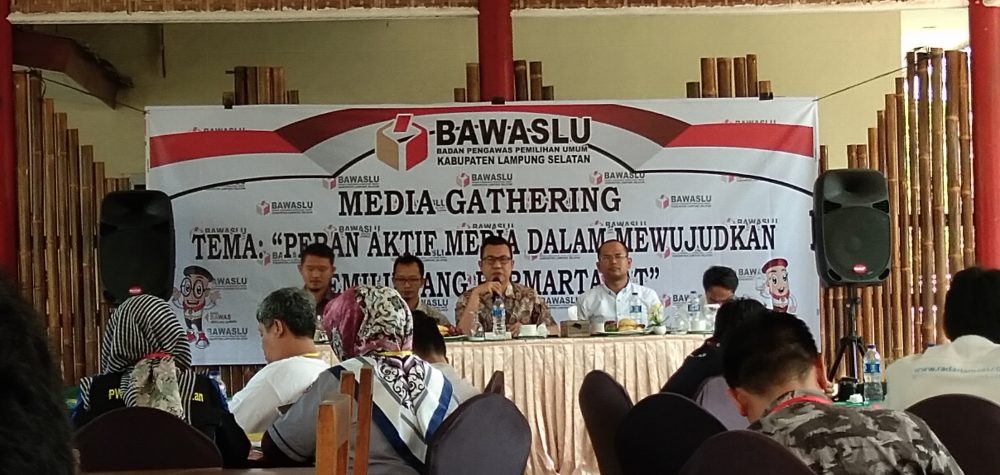 Bawaslu Lampung Selatan Gelar Media Gathering