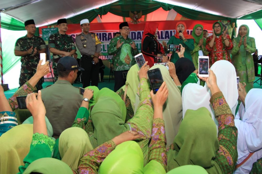 Dandim Blitar Bersama Forpimda Kabupaten Blitar Dampingi Gubernur Jatim silahturahmi Muslimat NU
