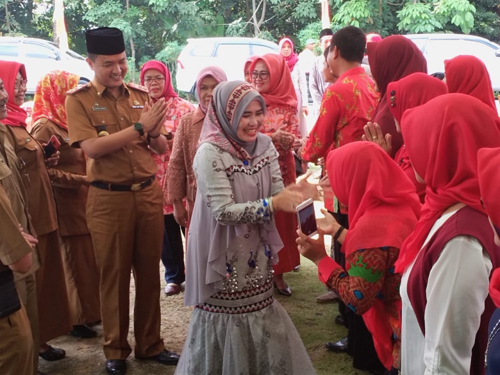 Winarni, Pengurus Dan Tendik Di Lamsel Agar Dapat Bersinergi Dengan Pemerintah