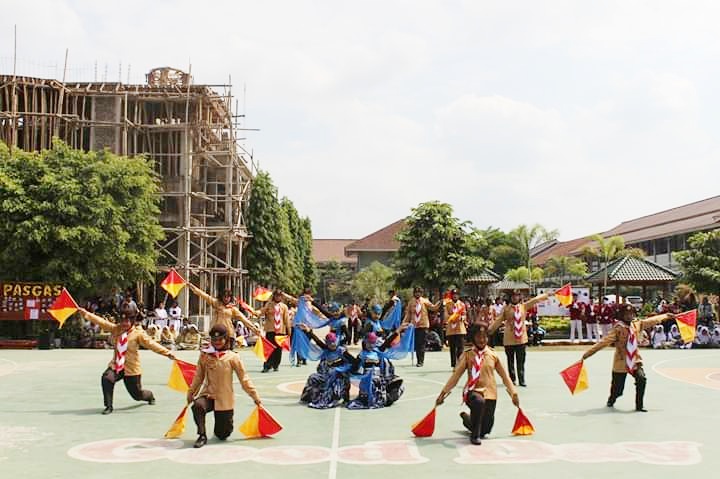 Pramuka SMKN 1 Purwokerto “Show of Force” Pada Siswa Baru