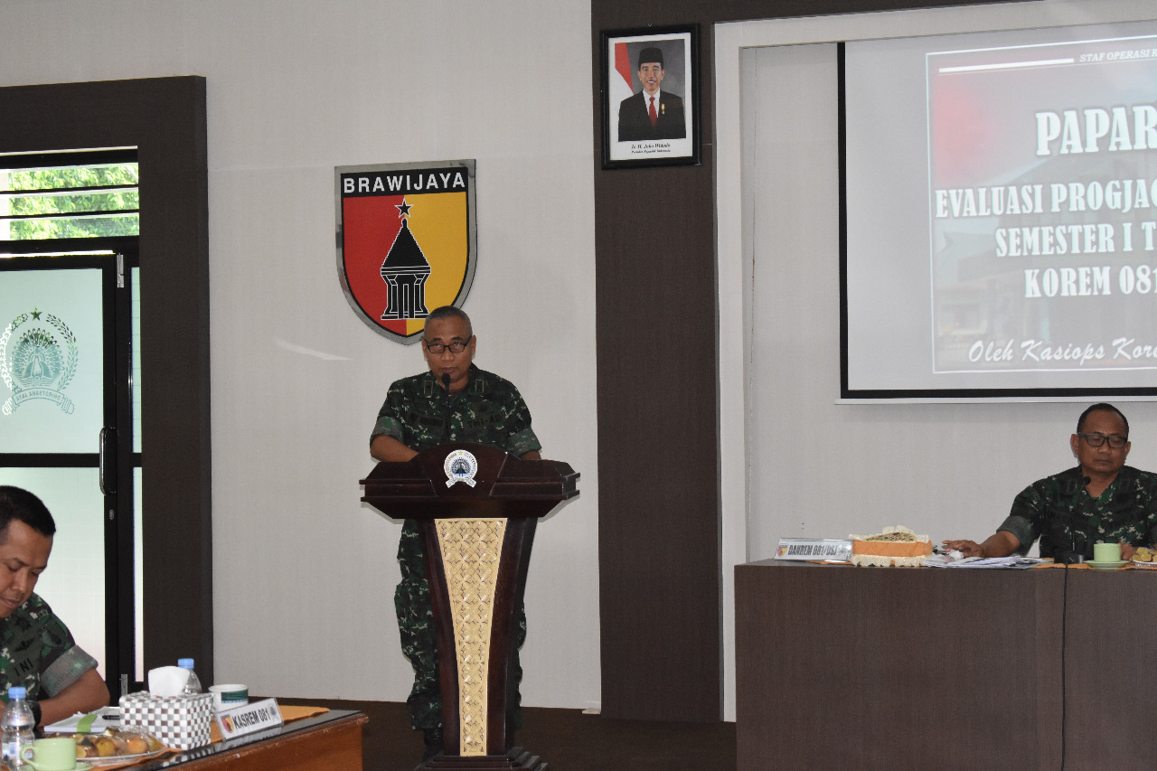Danrem 081/DSJ Pimpin Rapat Evaluasi Jajarannya