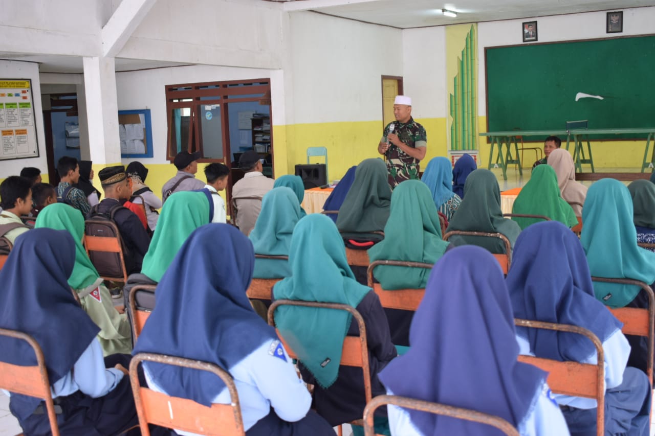 Satgas TMMD 105 Beri Bintal Keagamaan