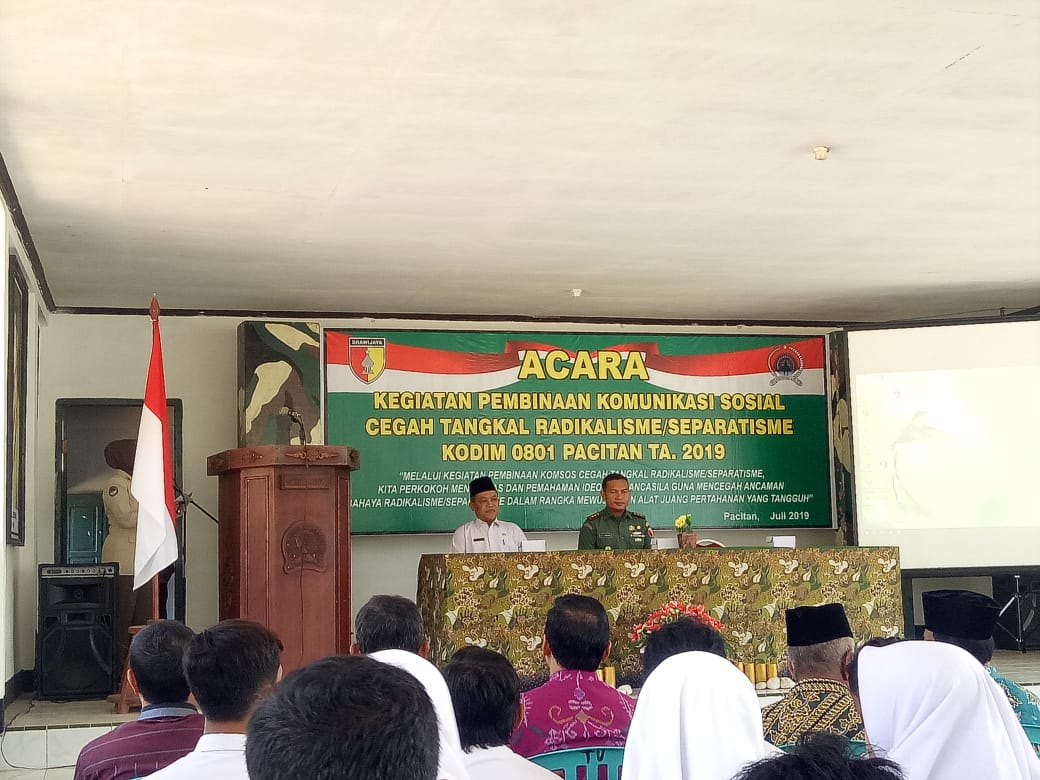 CEGAH DAN TANGKAL RADIKALISME/SEPARATISME, KODIM 0801/PACITAN GELAR PEMBINAAN KOMUNIKASI SOSIAL