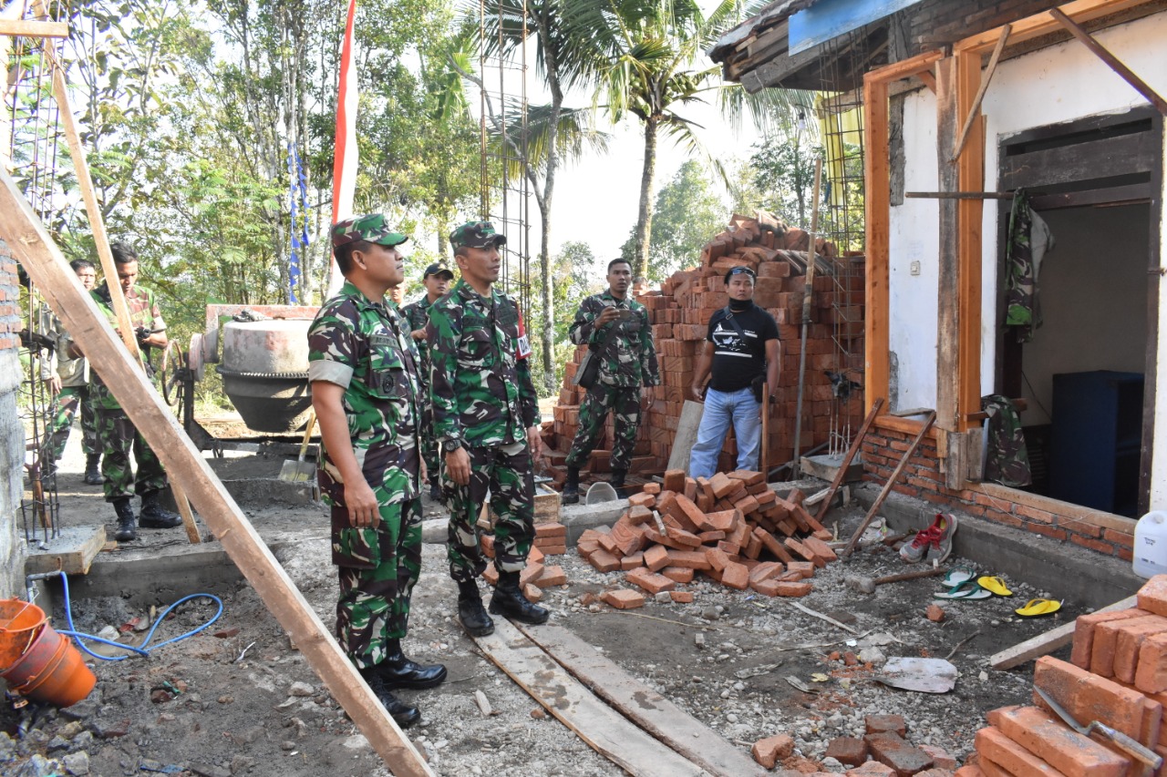 Pastikan Sesuai Target, Kasrem 081/DSJ Tinjau Sasaran TMMD 105 Trenggalek