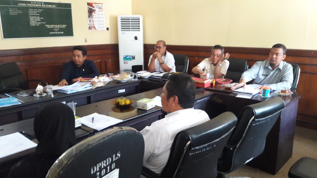 Komisi B DPRD Lamsel Bahas RKAP Tahun 2019