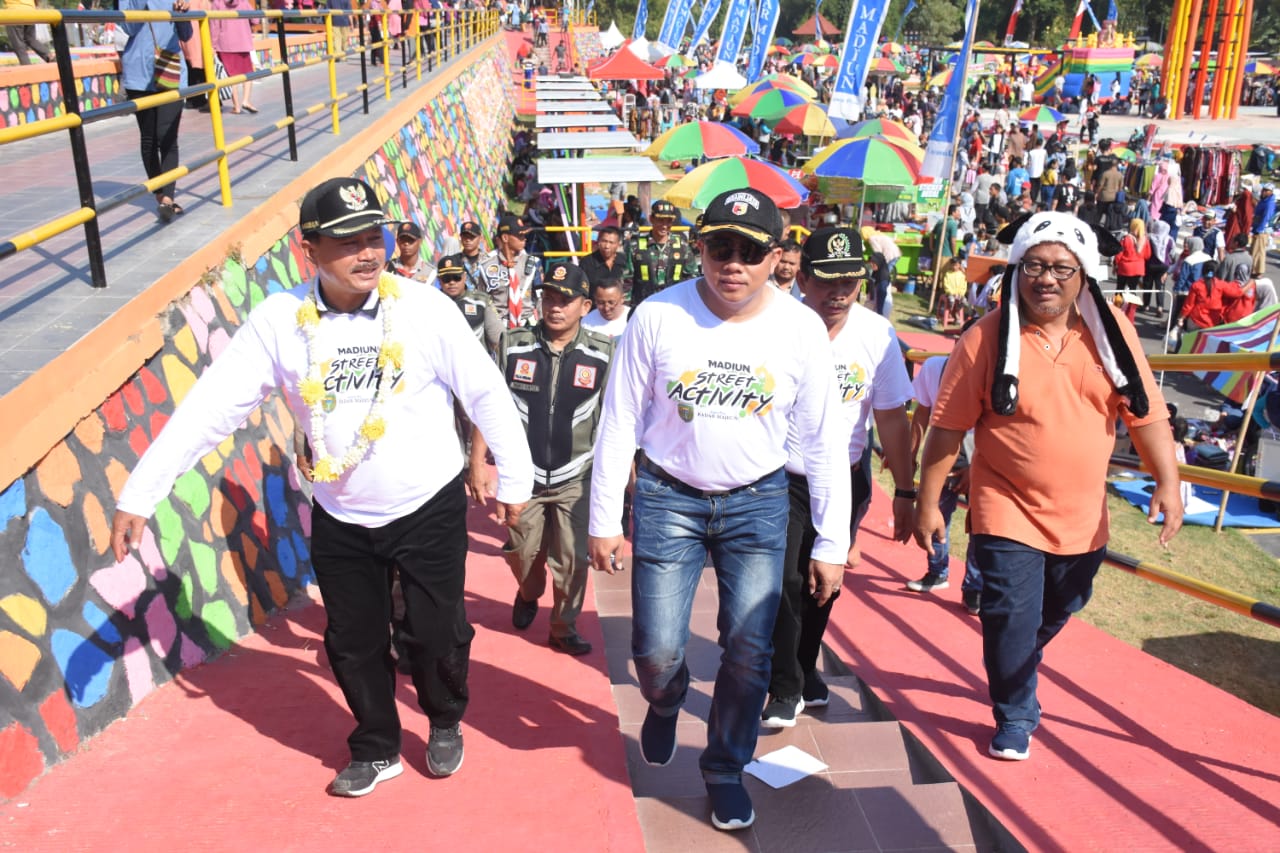 Dandim Madiun : Sunday Market Akan Mampu Menggerakkan Ekonomi Masyarakat Demi Kemajuan Kota Madiun