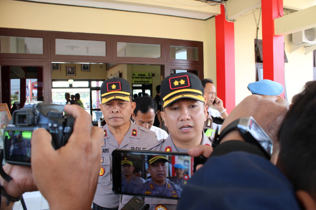 Dua Anggota Polres Blora dan Bhayangkari Cabang Blora Sukses Terpilih Jadi Kades