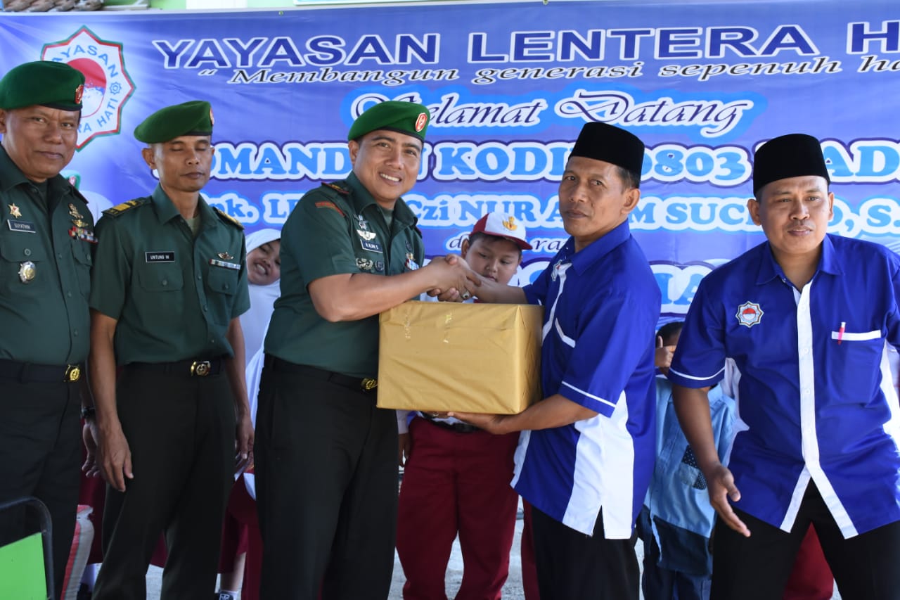 Baksos, Dandim 0803/Madiun Beserta Ketua Persit Kunjungi Panti Asuhan