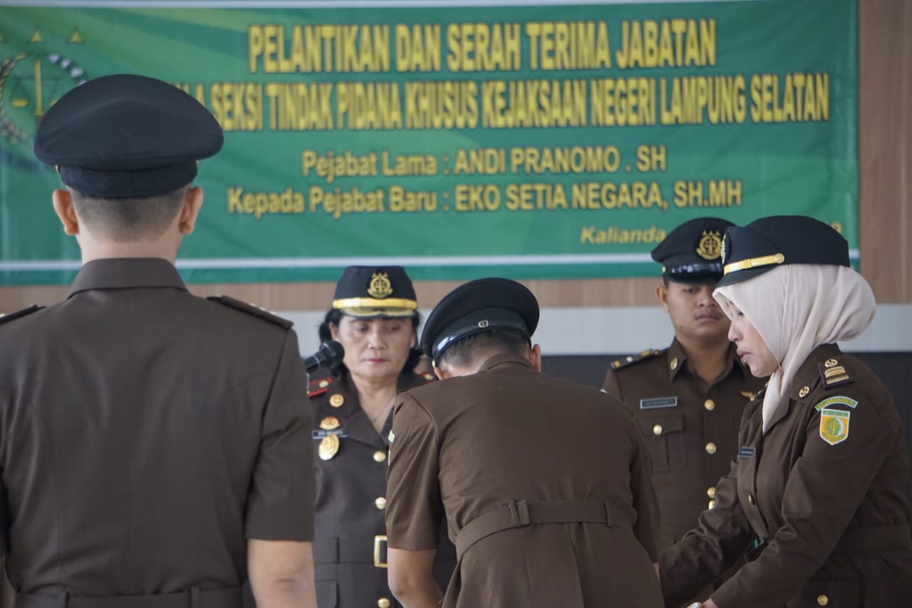 Kejari Lamsel Gelar Sertijab Kasi Pidsus