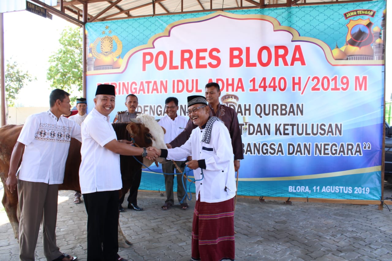 Peringati Hari Raya Idul Adha 1440 H l, Polres Blora Berkurban