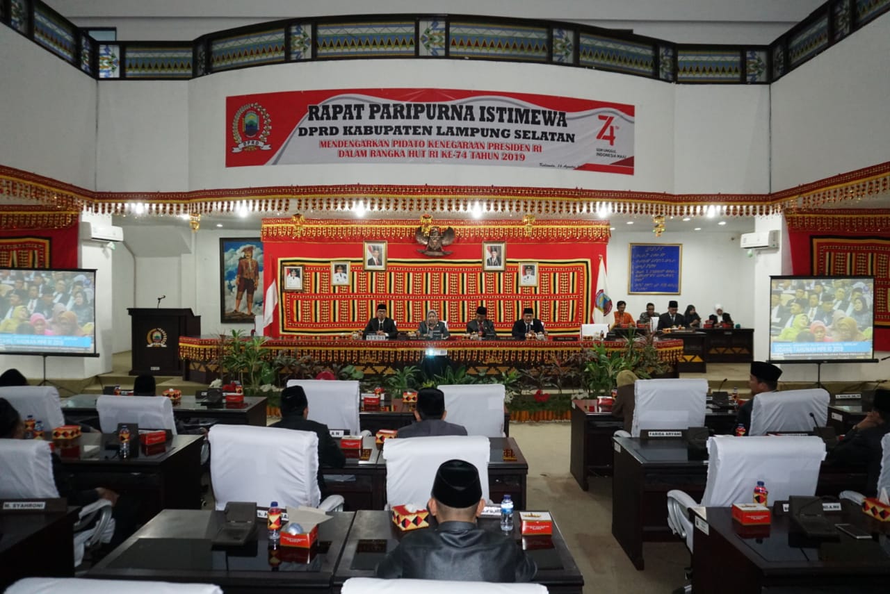DPRD Lamsel Gelar Rabat Paripurna Dengar Pidato Kenegaraan RI