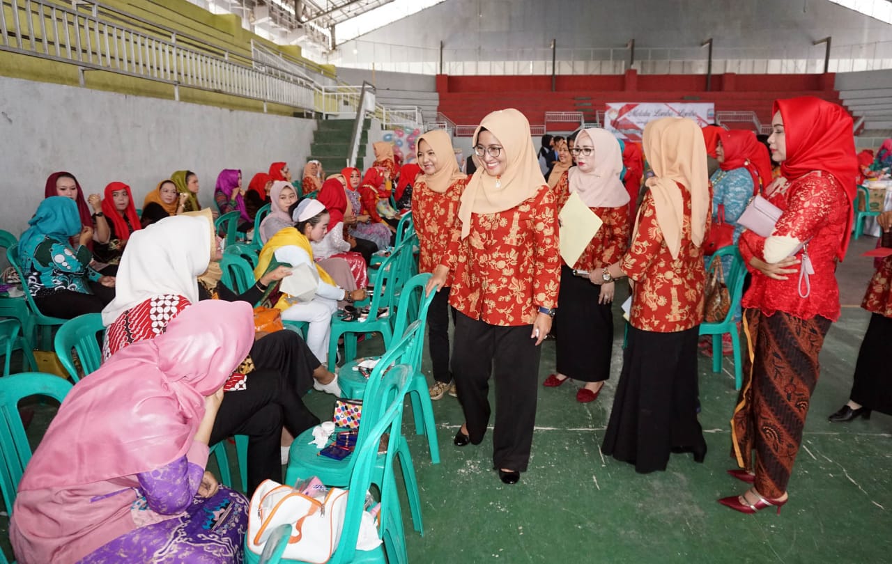 Dharma Wanita Persatuan Lamsel Gelar Berbagai Perlombaan