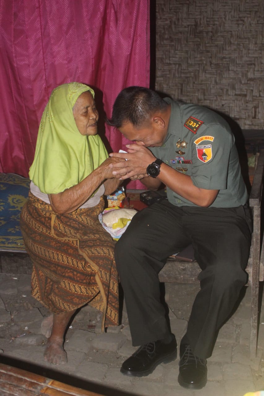 Masih Nuansa Hari Kemerdekaan, Dandim Tulungagung Kunjungi Janda Pejuang 45