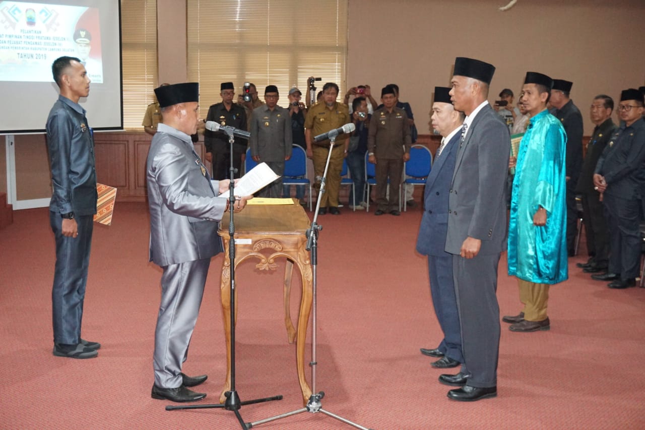 Nanag Lantik Dua Pejabat Struktural