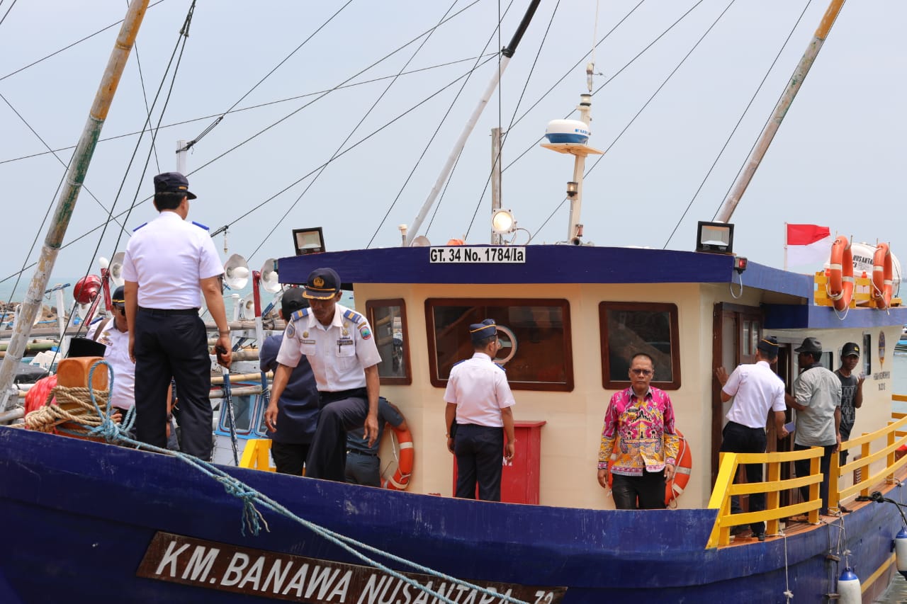 Dishub Lampung Selatan Terima Bantuan Satu Unit Kapal Pare