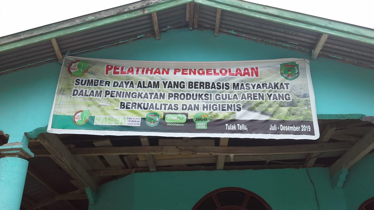 33 Anggota Kelompok Wanita Aren Lestari Tulak Tallu Dilatih LSM Waslit Buat Gula Aren