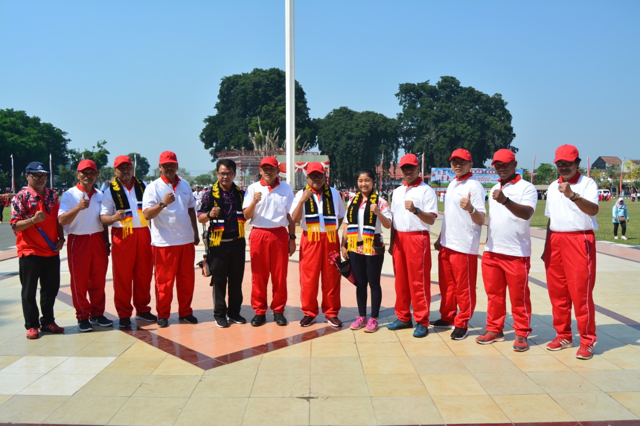 Kepala Staf Kodim Blitar Mengikuti Upacara Hari Olah Raga Nasional Ke 36